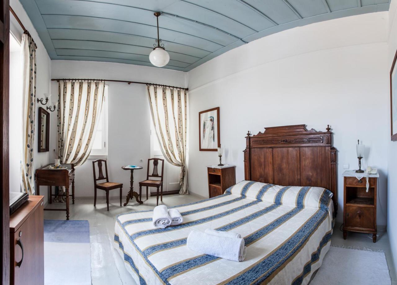 Nostos Guesthouse Kýthira Exteriör bild