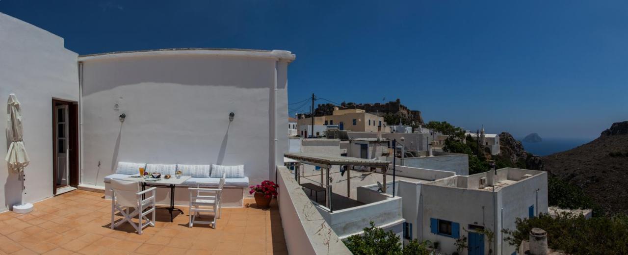 Nostos Guesthouse Kýthira Exteriör bild